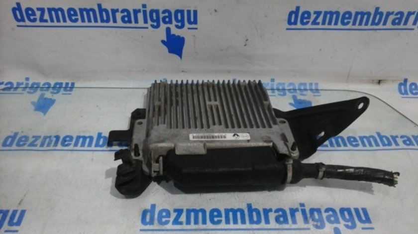 Calculator motor ecm ecu Renault Clio I (1990-1998)