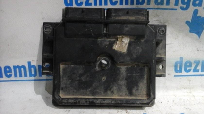 Calculator motor ecm ecu Renault Kangoo I (1998-)