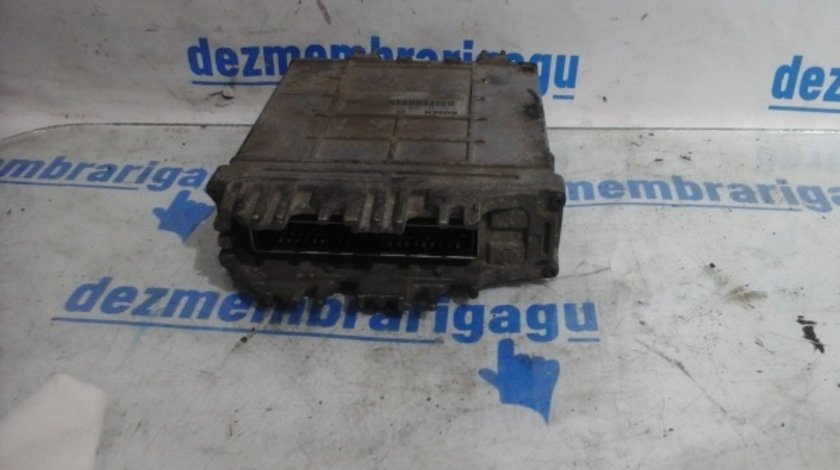 Calculator motor ecm ecu Renault Megane I (1996-2003)