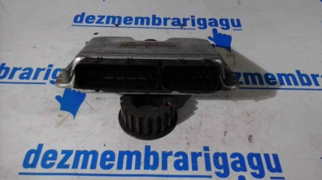 Calculator motor ecm ecu Skoda Fabia I (1999-)