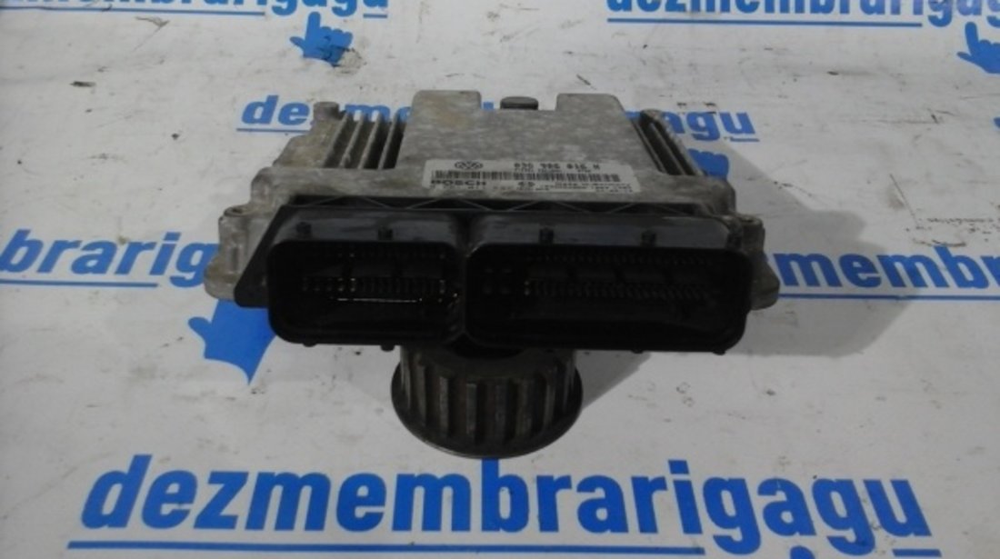 Calculator motor ecm ecu Volkswagen Caddy III (2004-)