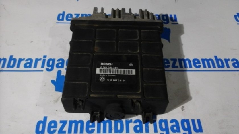 Calculator motor ecm ecu Volkswagen Golf III (1991-1998)
