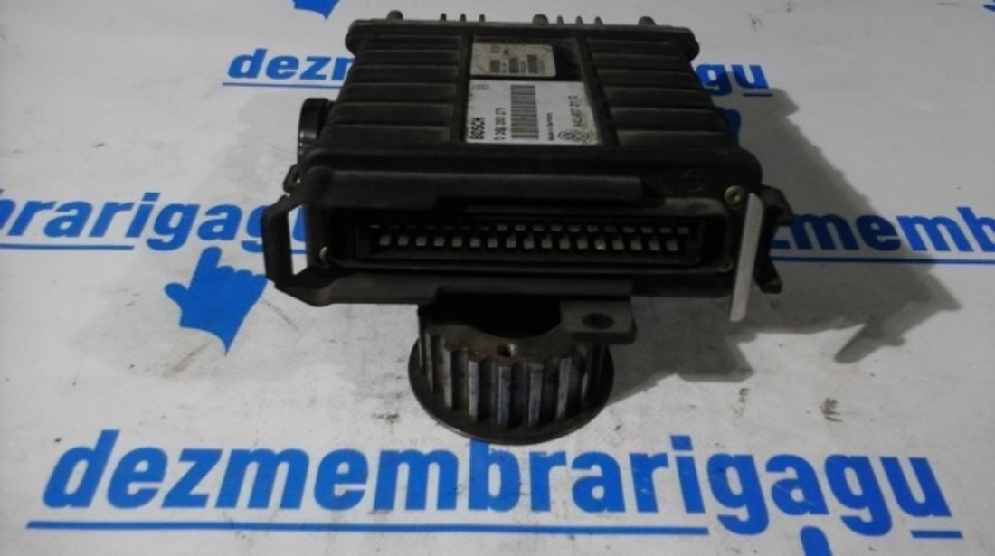 Calculator motor ecm ecu Volkswagen Passat 3a (1988-1997)