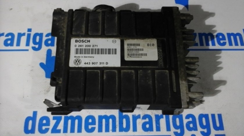 Calculator motor ecm ecu Volkswagen Passat 3a (1988-1997)