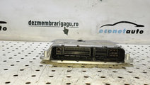 Calculator motor ecm ecu Volkswagen Passat 3b3 - 3...
