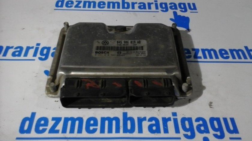 Calculator motor ecm ecu Volkswagen Polo (2001-2009)