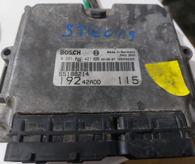 Calculator motor ECU 0 281 011 421 / 0281011421 Bosch Fiat Stilo [2001 - 2010] wagon 1.9 TD MT (115 hp)