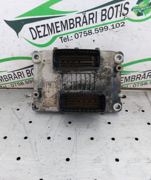 Calculator motor ECU 0261 208 670 Opel Corsa C [2000 - 2003] Hatchback 3-usi 1.0 MT (58 hp)