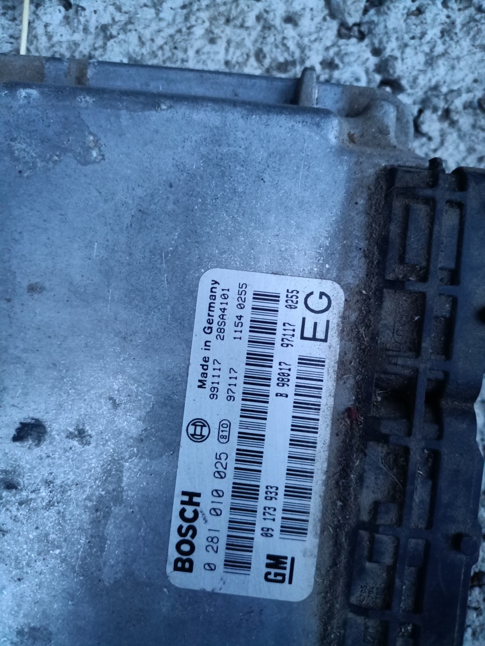 Calculator motor ECU 0281010025 Opel Frontera B diesel 2001