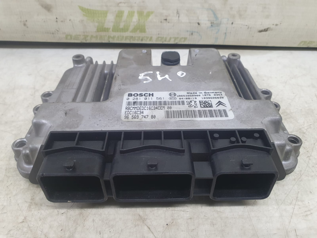 Calculator motor ecu 0281011561 9656974780 1.6 hdi 9HZ Citroen C5 [facelift] [2004 - 2008] 1.6 hdi 9HZ