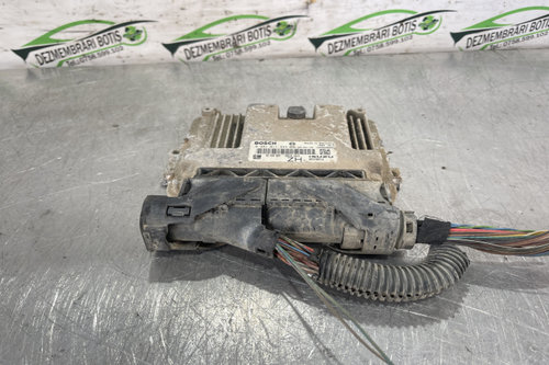 Calculator motor ECU 0281011943 / 0 281 011 943 Opel Astra H [2004 - 2007] Hatchback 1.7 CDTI MT (10...
