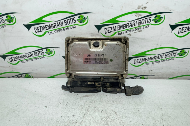 Calculator motor ECU 030 906 032 CG Volkswagen VW Polo 3 6N [facelift] [2000 - 2002] Hatchback 5-usi 1.4 MT (60 hp)