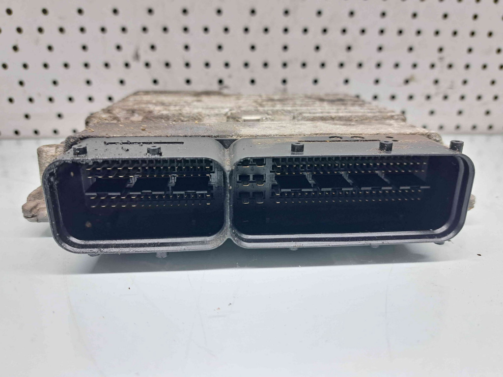Calculator motor ECU, 03L906023LP, Vw Golf 5 Plus (5M1) 1.6 TDI, CAY