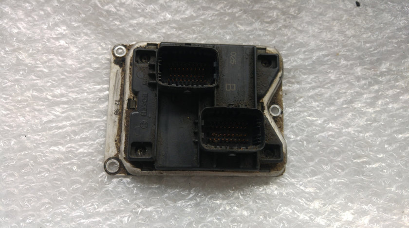 Calculator motor ecu 1.4 i e 16v ts 930a3a ar33503 alfa romeo 145 0261204943