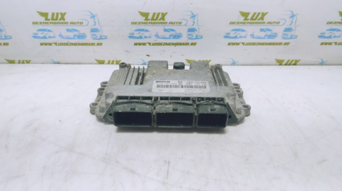 Calculator motor ecu 2.0 dci m9r 8200935115 0281017065 Renault Trafic 3 [2014 - 2020]