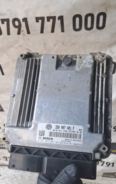 Calculator motor ECU 3D0907401F / 028101