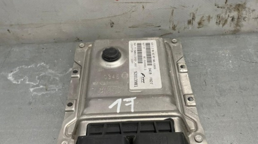 Calculator motor ECU 52013981 Fiat 500 1.2 benzina