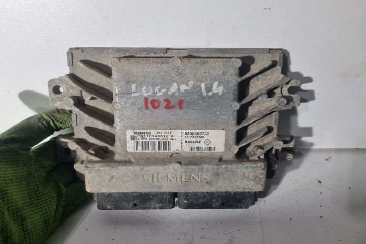 Calculator motor ECU 8200483732 Dacia Logan [2004 - 2008] Sedan 1.4 MT (75 hp)