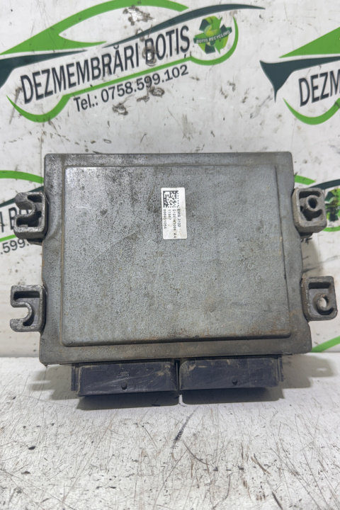 Calculator motor ECU 8200483732 Dacia Logan [2004 - 2008] Sedan 1.4 MT (75 hp)