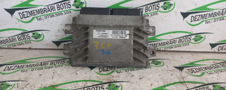 Calculator motor ECU 8200483732 Dacia Logan [2004 - 2008] Sedan 1.4 MT (75 hp)