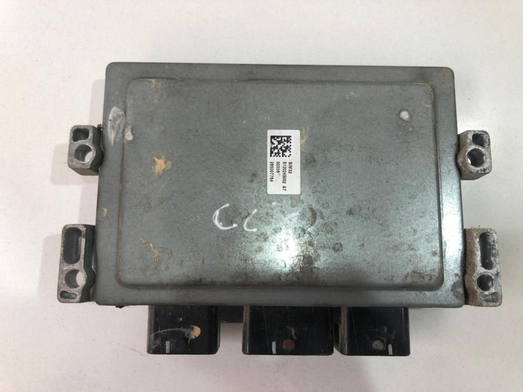 Calculator motor ECU 8200522357 Renault Clio 3 [2005 - 2009]