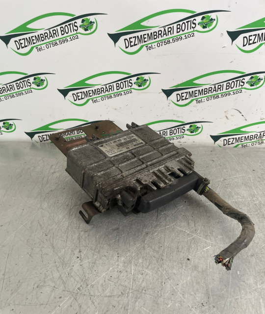 Calculator motor ECU 8A0 907 311 K Volkswagen VW Golf 3 [1991 - 1998] wagon 1.9 TDI MT (90 hp)