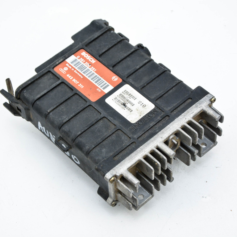 Calculator Motor / ECU Audi 80 (80, 89, B3) 1986 - 1992 443907311, 0261200251