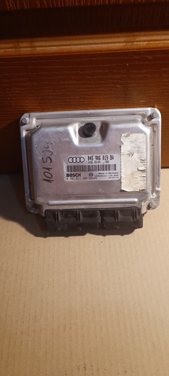 Calculator motor ECU Audi A2 045906019BA 0281011404