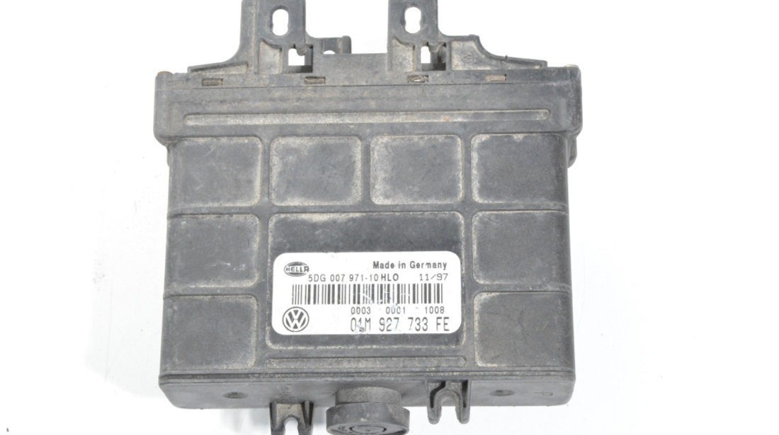 Calculator Motor / ECU Audi A3 (8L1) 1996 - 2003 5DG007971, 01M927733FE