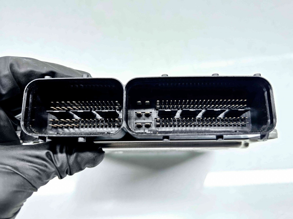Calculator motor ECU AUDI A4 (8K2, B8) [Fabr 2008-2015] 03L906018JH 0281018458 2.0 TDI CGLC 130KW / 177CP