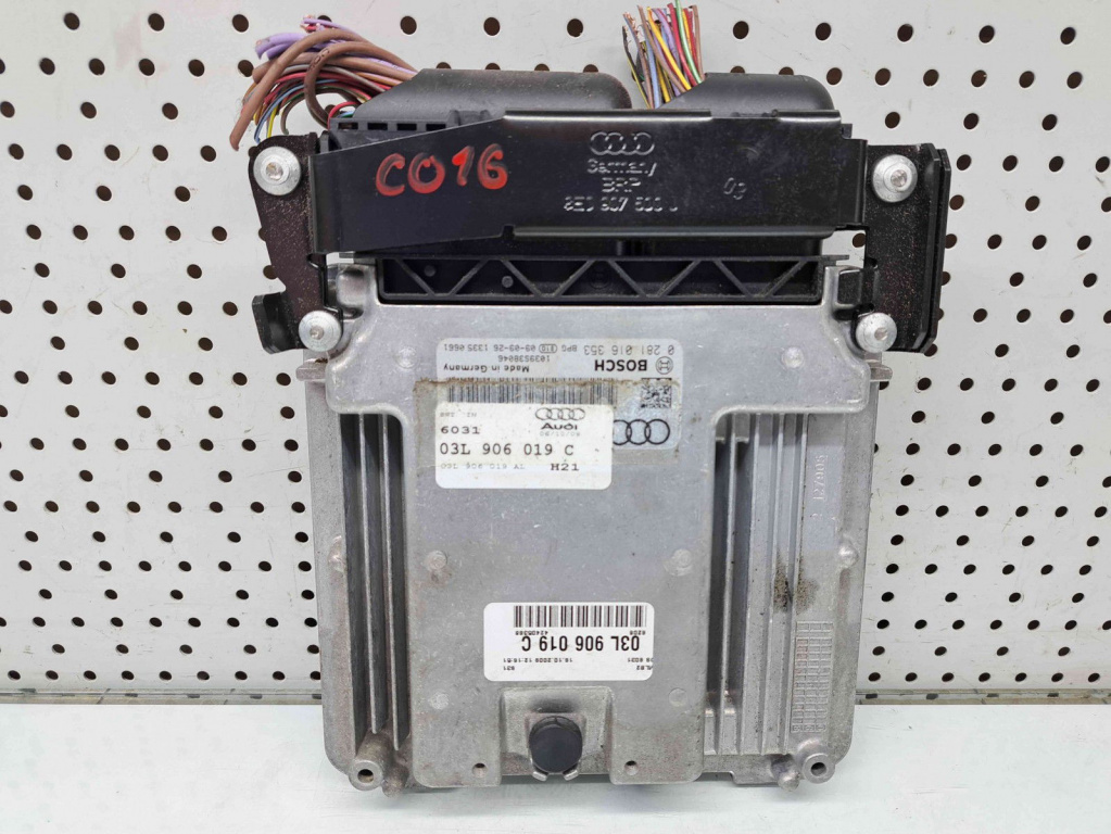 Calculator motor ECU Audi A4 (8K2, B8) [Fabr 2008-2015] 03L906019C 2.0 TDI CAGB 100KW / 136CP