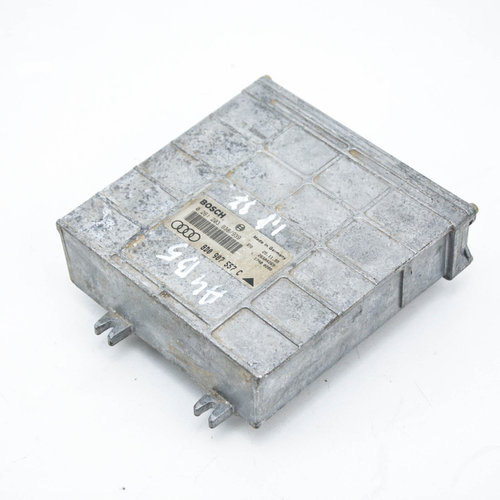 Calculator Motor / Ecu Audi A4 B5 (8D) 1994-2001 1.8 Benzina 8D0907557C, 0261203938 Bosch