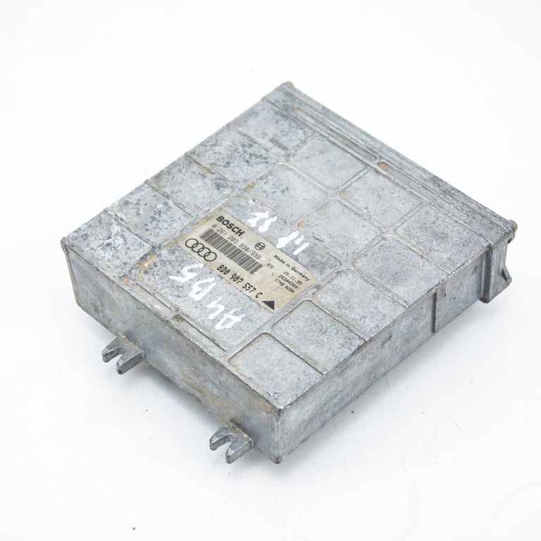 Calculator Motor / ECU Audi A4 B5 (8D) 1994 - 2001 Benzina 8D0907557C, 0261203938