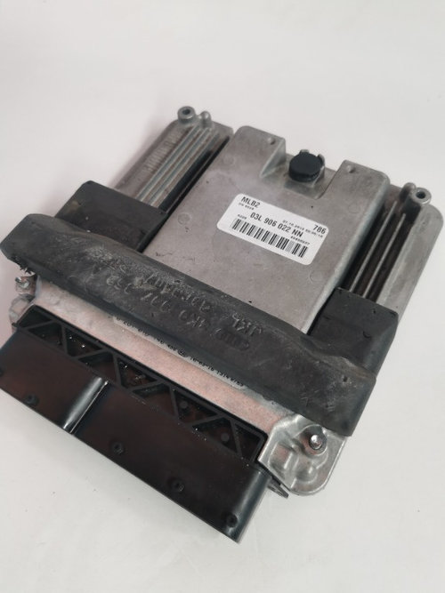 Calculator motor / ECU Audi A4 B8 03L 906 022 NN