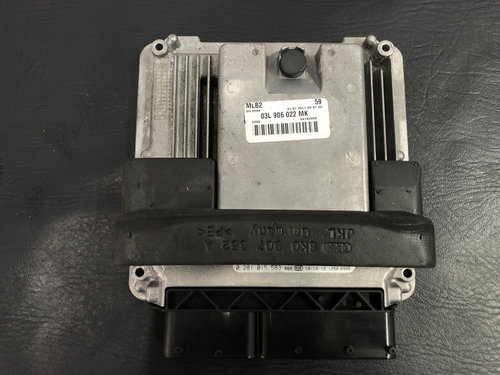 Calculator motor ecu Audi A4 B8 2.0 TDI sedan 2011 (03L906022MK)