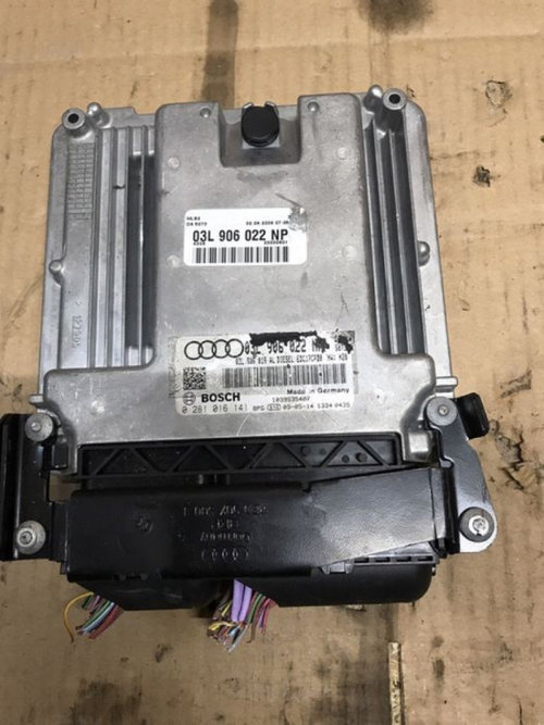 Calculator motor ECU Audi A4 B8 sedan 2011 (03L906022NP)