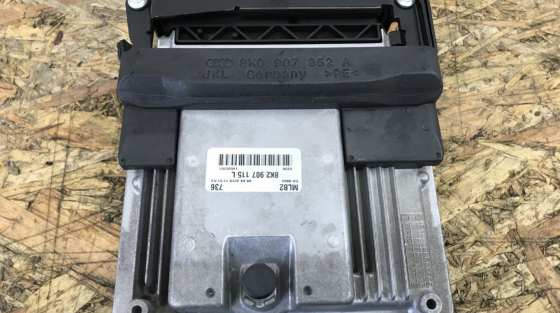 Calculator motor ECU Audi A5 2.0TFSI 211cp sedan 2010 (8k0907352A)