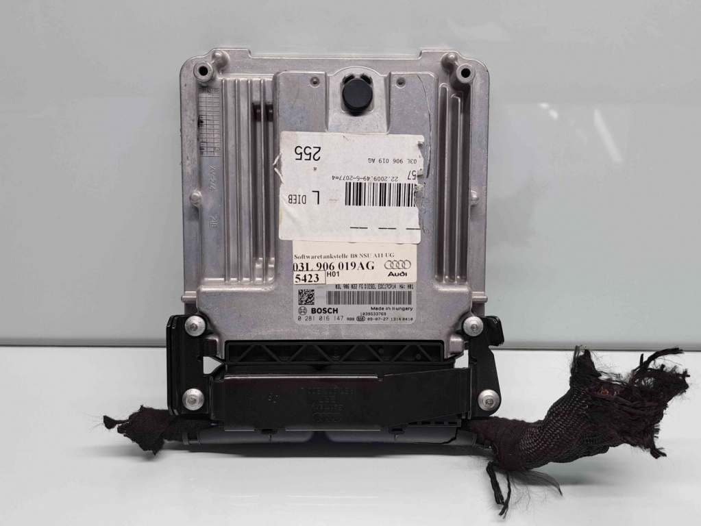 Calculator motor ECU Audi A6 (4F2, C6) [Fabr 2004-2010] 03L906022FG 2.0 TDI CAHA 125KW / 170CP 2.0 TDI CAHA 125KW / 170CP