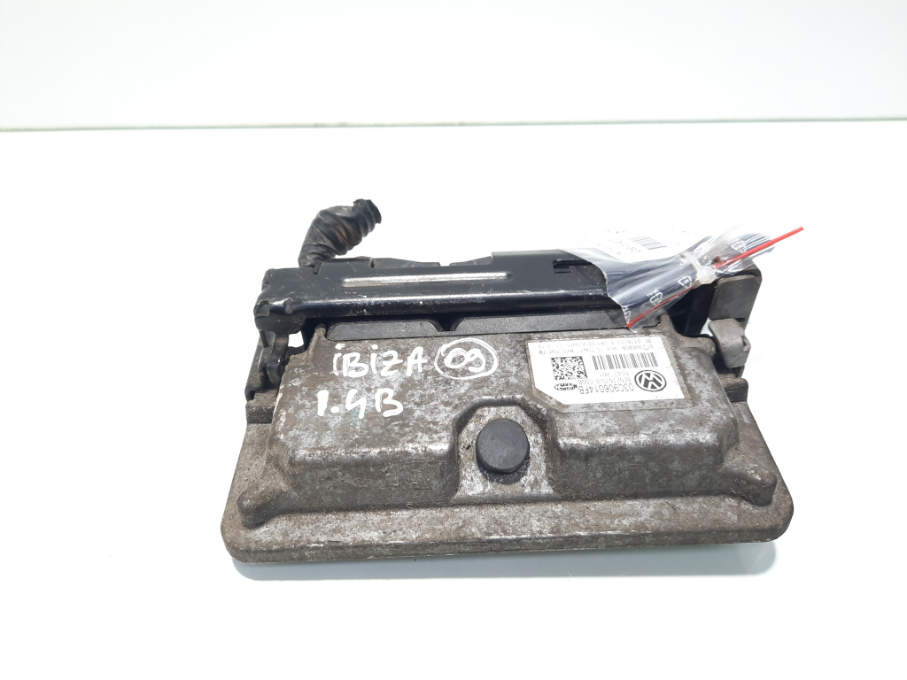 Calculator motor ECU, cod 03C906014FB, VW Polo (6R), 1.4 benz, CGG (idi:576621)