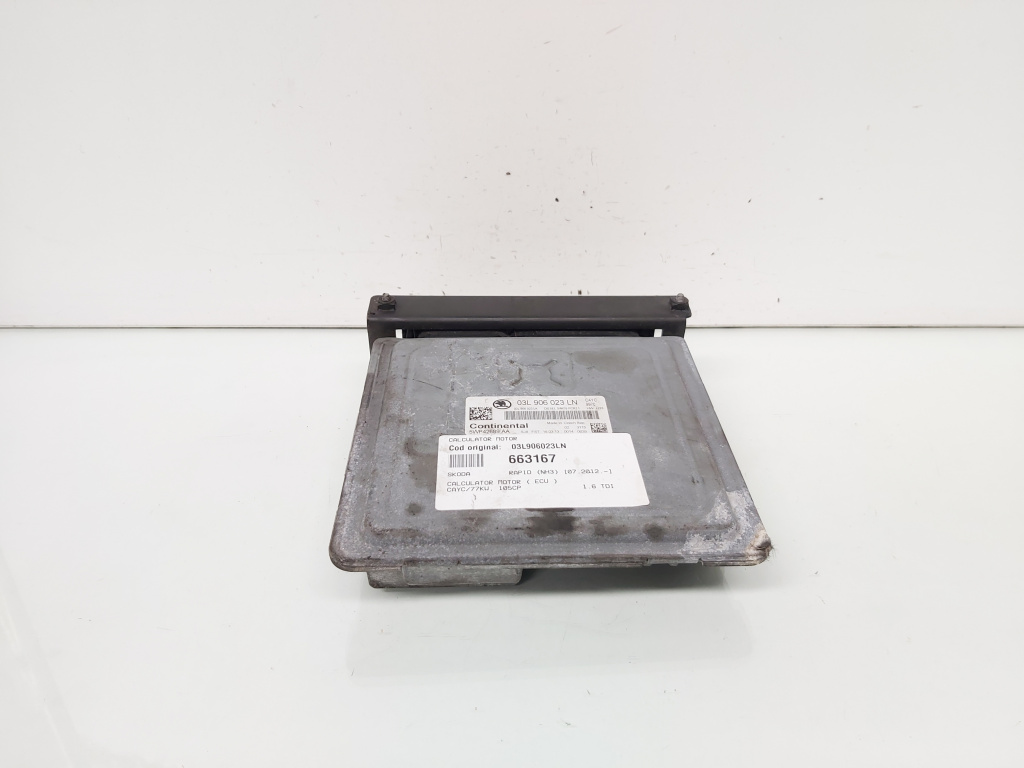 Calculator motor ECU, cod 03L906023LN, Skoda Fabia 2 Combi (5J, 545), 1.6 TDI, CAYC (idi:663167)