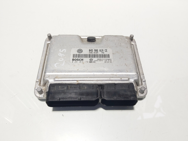 Calculator motor ECU, cod 045906019CE, Skoda Roomster (5J), 1.4 TDI, BNM (idi:631657)
