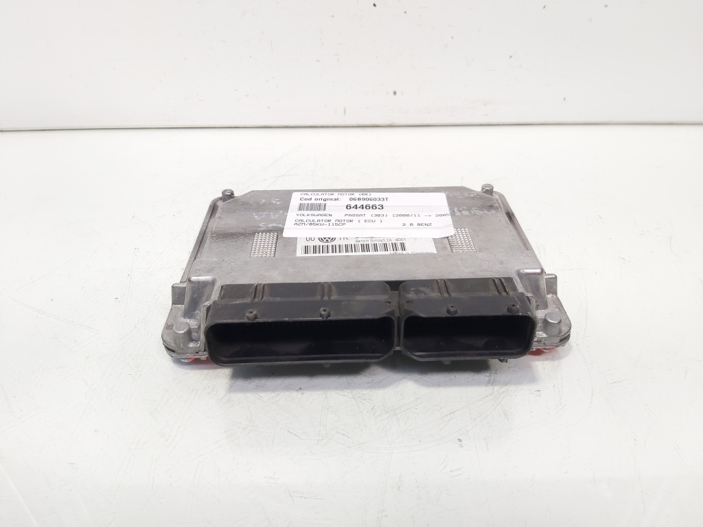 Calculator motor ECU, cod 06B906033T, Skoda Superb I (3U4), 2.0 benz, AZM (idi:644663)
