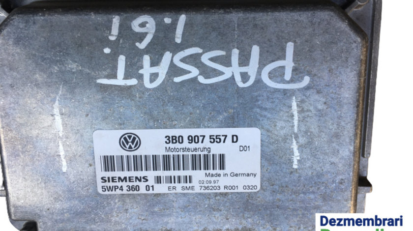 Calculator motor ECU Cod: 3B0907557D Volkswagen VW Passat B5 [1996 - 2000] Sedan 4-usi 1.6 MT (101 hp)