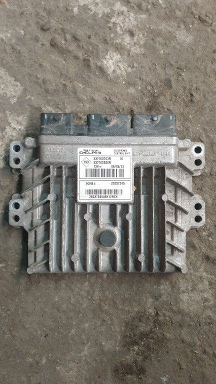 Calculator motor ECU Dacia Logan 2012 Limuzina 1.5 dci