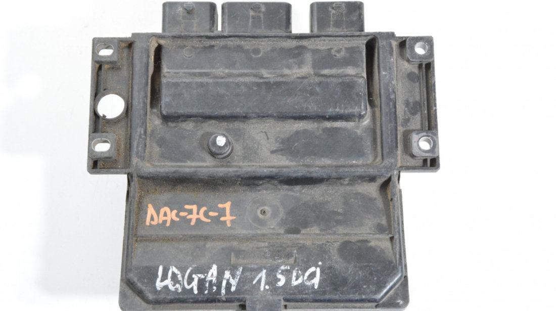 Calculator Motor / ECU Dacia LOGAN (LS) 2004 - 2012 8200593576, 8200513113