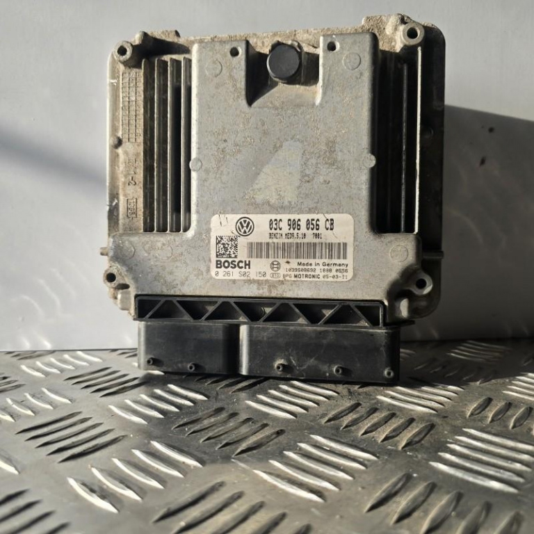 Calculator motor ECU MED9.5.10 Volkswagen Golf 5 2004-2009 1.6 I 03c906056cb