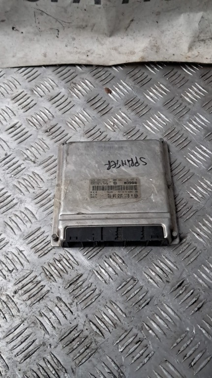Calculator motor ECU Mercedes Sprinter 2.2 CDI euro 3 cod A6111531091