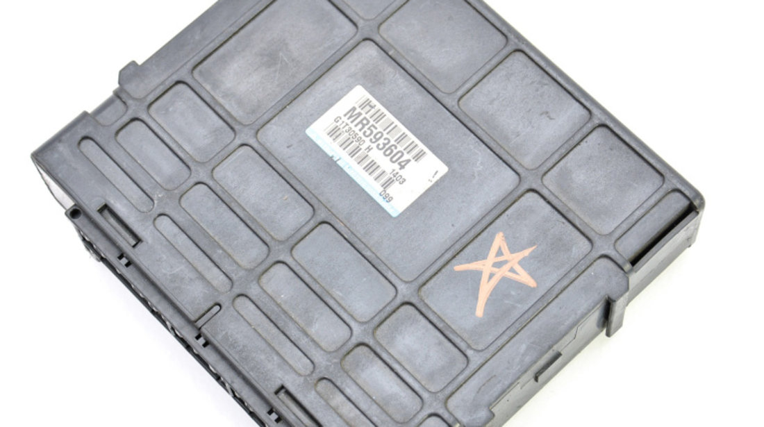 Calculator Motor / ECU Mitsubishi PAJERO 2 (V20+) 1990 - 2014 MR593604, G1T30590H