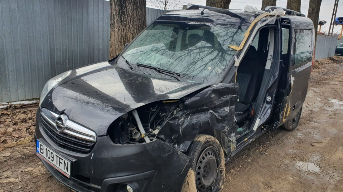 Calculator motor ECU Opel Combo 2018 5 locuri 1.4