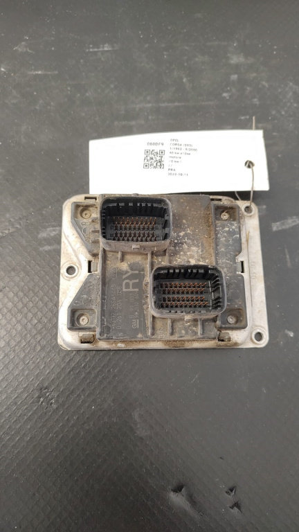 Calculator motor , ECU OPEL CORSA B 1.0 B COD 0261204058 90532609 9613132 RY FACTURA SI GARANTIE